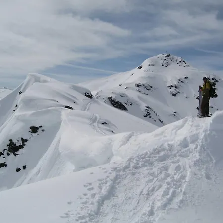 Alojamento de Acomodação e Pequeno-almoço Haus Am Rain Partenen