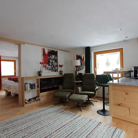 Haus Am Rain Nocleg ze śniadaniem Partenen