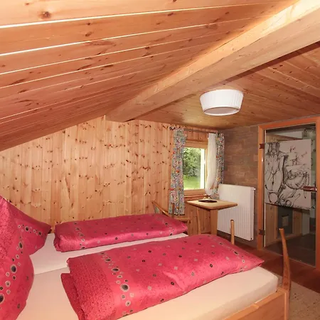 Haus Am Rain Bed & Breakfast