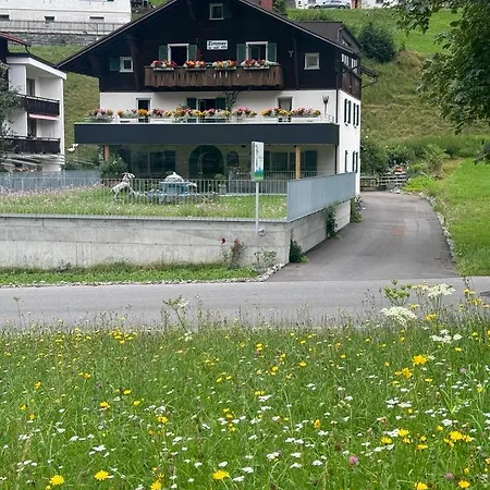 Haus Am Rain Bed and breakfast