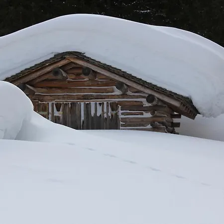Alojamento de Acomodação e Pequeno-almoço Haus Am Rain 3*