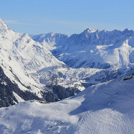 Alojamento de Acomodação e Pequeno-almoço Haus Am Rain 3*