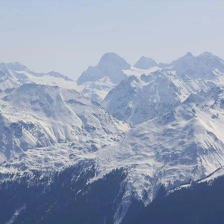 Haus Am Rain Alojamento de Acomodação e Pequeno-almoço Partenen